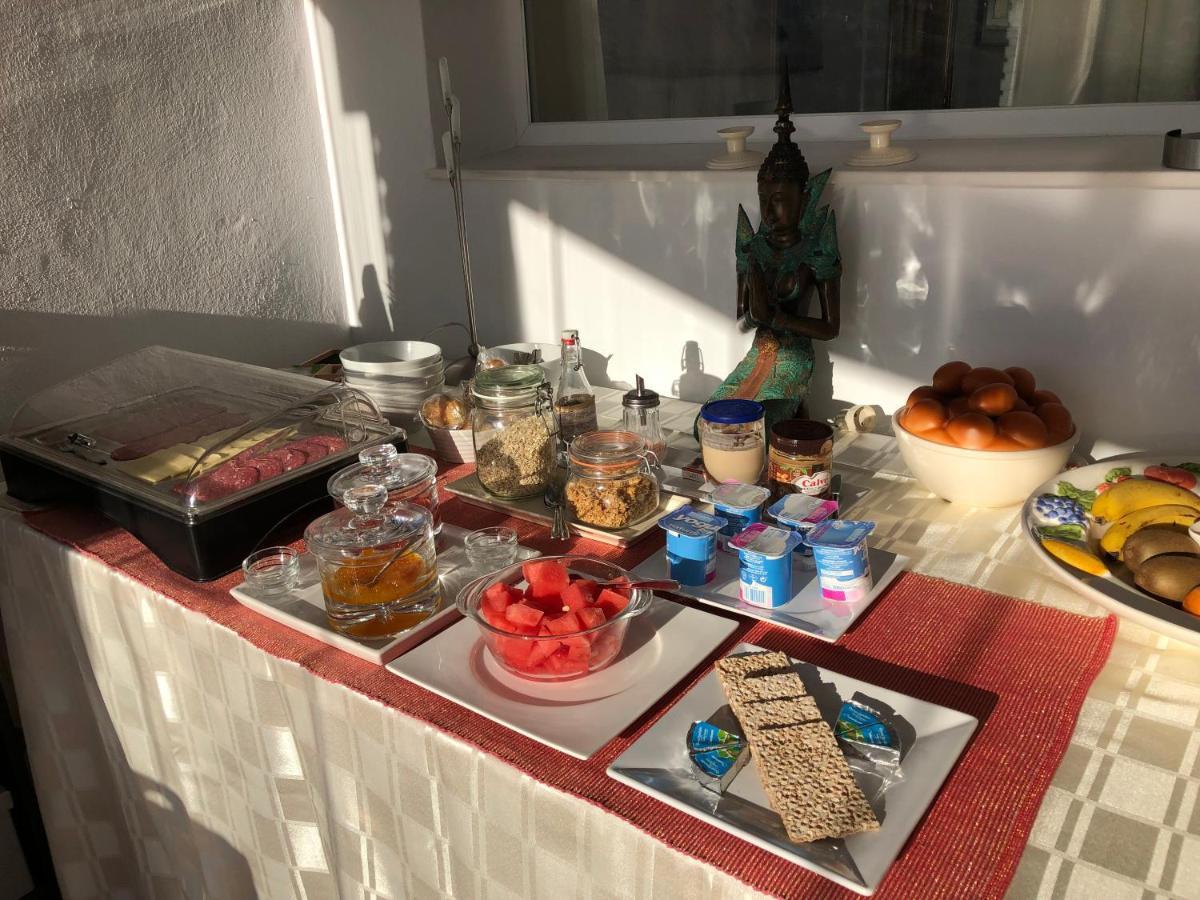 B&B Villa Árchez Buitenkant foto